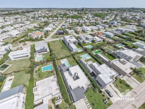 Terreno en Venta en San Sebastian, USD 230.000