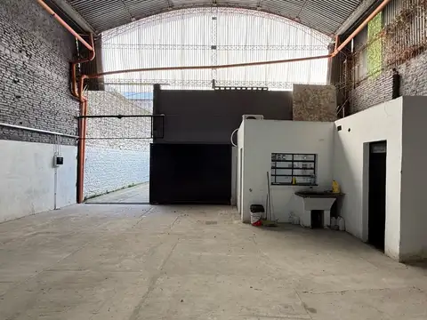 Galpon en Venta 10  mts Frente