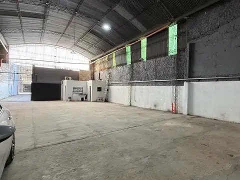 Galpon en Venta 22  mts Fondo