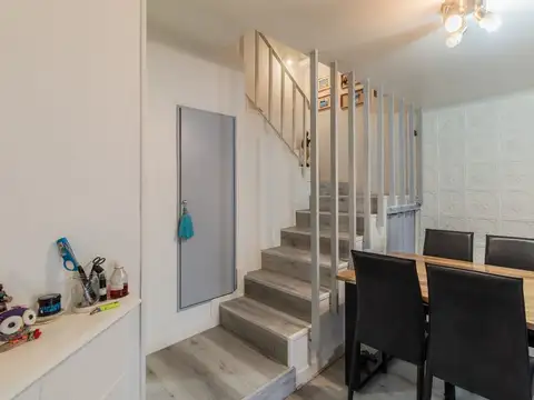 Depto Tipo Casa en Venta al Noroeste