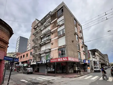 Oficina en Alquiler en Centro, $ 260.000