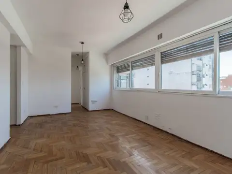 Alquiler. Departamento 3 ambientes. Almagro