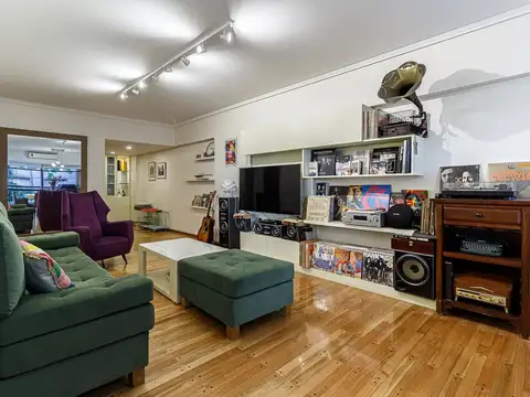 Depto 4 amb en venta Belgrano balcon y cochera