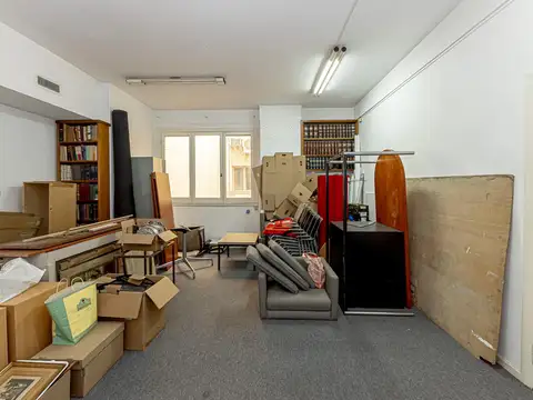 Oficina en Venta 60 años