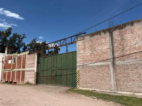 Galpón en Venta El Pato Ruta 2 - Logística