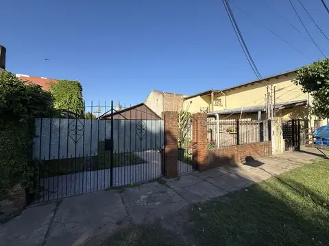 Casa 3 dormitorios, lote 360 m2, 100 mts de Ruta 197