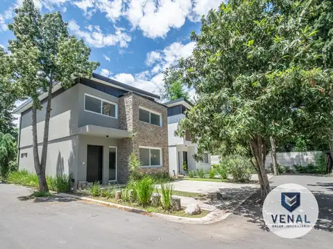 Casa Venta 4 amb 3 dorm a estrenar pileta y Gas en complejo cerrado Villa Elvira, Gral. Pacheco