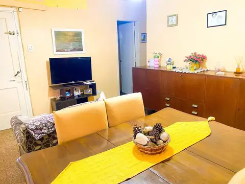 Depto Tipo Casa 4 ambientes con 1 baño