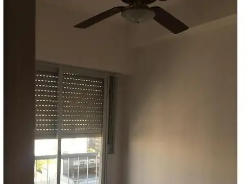 3 AMB CON BALCÓN BAÑO COMPLETO. MUY LUMINOSO