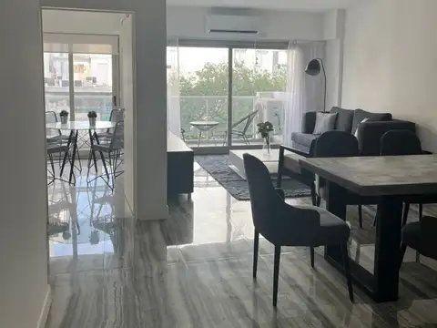 4 AMBIENTES SOBRE BOULEVARD CON COCHERA Y BAULERA , 3 DORMITORIOS Y 3 BAÑOS,140 m2 totales ( 130 Cub