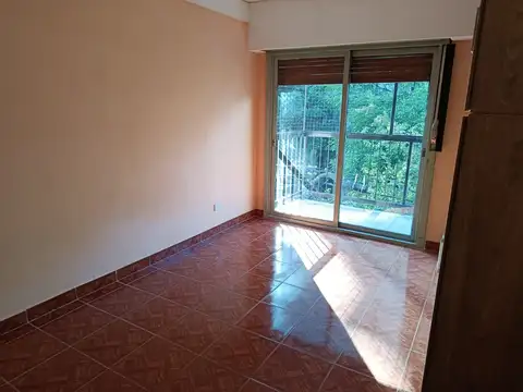 Laprida 1000, Piso 2