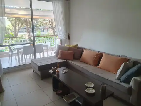 Departamento en alquiler en Jardines de San Isidro