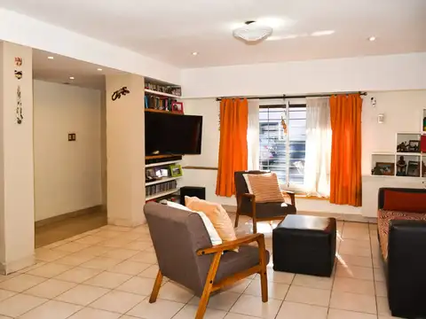 VENTA CASA 5 AMBIENTES VILLA LURO