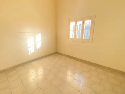 Casa en Venta en Berazategui, USD 99.000