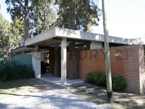 calle 13 esquina 461 , Piso 0