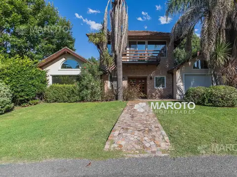 CASA EN VENTA EN C.C. LOS HORNEROS - MAROTO PROPIEDADES-