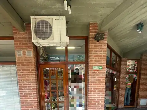 Local en Alquiler en Ciudad Jardin Del Palomar, $ 700.000