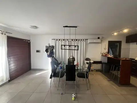 Casa en Venta en Campo de Vuelo, USD 220.000
