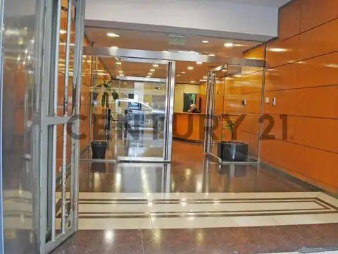 Tte. Gral. Juan Domingo Perón 500, Piso 0