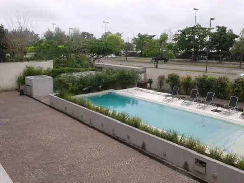 Av carlos Colombres  al 1100