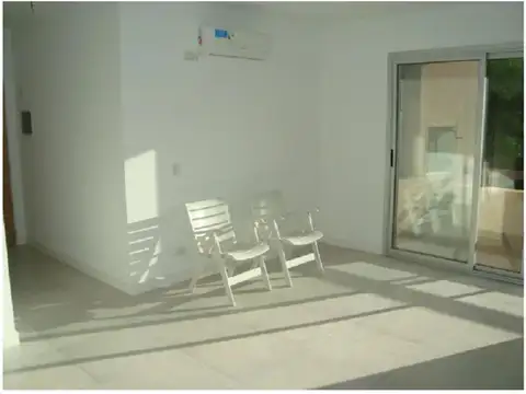 Departamento en Alquiler en Villa del Lago, $ 900.000