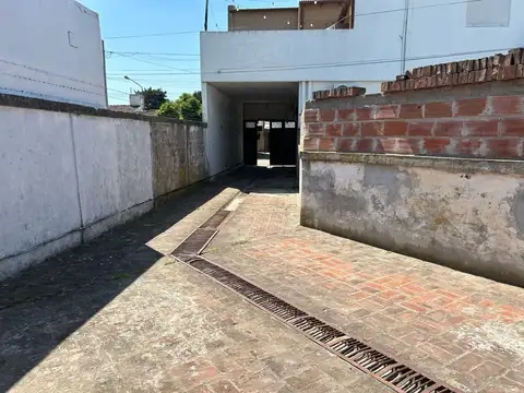 Galpon en Venta en Chascomus, USD 1