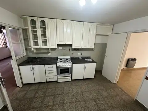 Departamento en Venta en Alberdi, USD 87.000