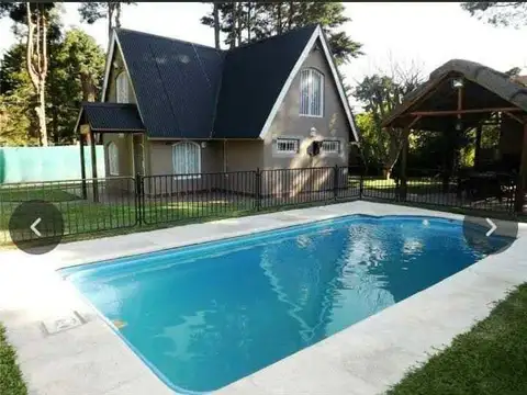 ALQUILER TEMPORAL- CASA ALPINA- BARRIO PARQUE SAKURA, EXALTACION DE LA CRUZ 100