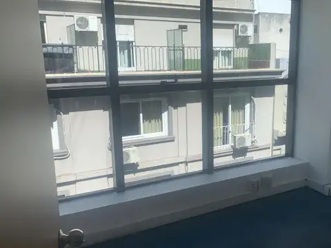 ALQUILER – OFICINA EN 7? PISO – TUCUMÁN 373