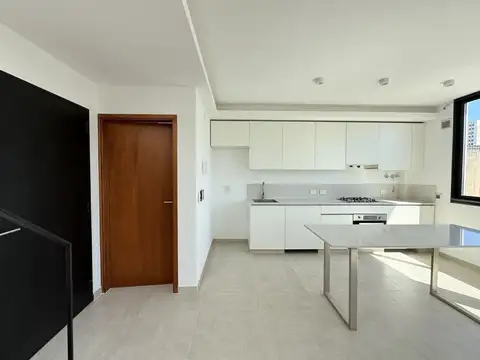 Depto Tipo Casa en Alquiler en Villa del Parque, USD 1.200