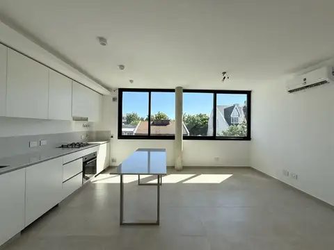 Depto Tipo Casa en Alquiler de 1 dormitorio