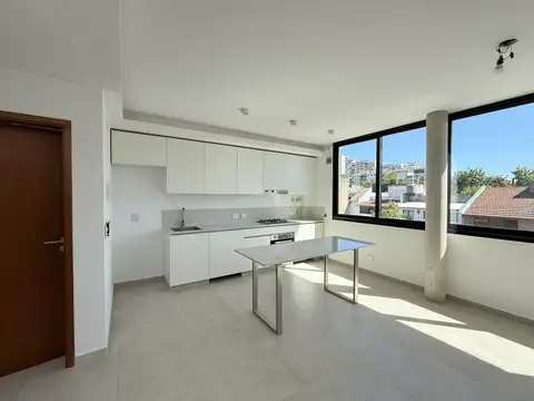 Depto Tipo Casa en Alquiler de 2 ambientes