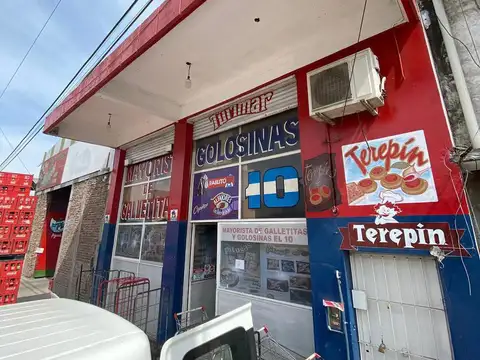 Galpon con dos pisos en alquiler sobre ruta 8