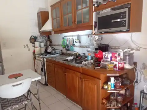 LOTE C/2 PROPIEDADES- GARAGE- PATIO (Apto Credito))