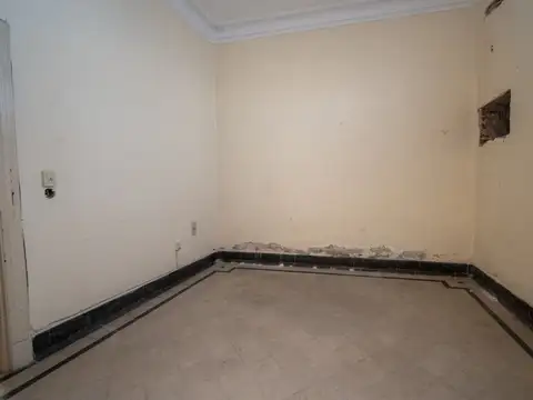 Depto Tipo Casa 6 ambientes con 2 baños