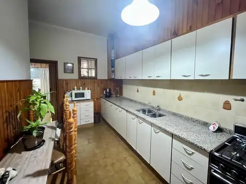 Casa en Venta en Castelar, USD 120.000