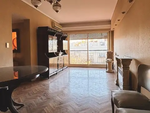 DEPARTAMENTO CON COCHERA