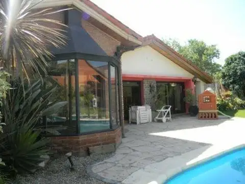 Casa en Alquiler de 4 dormitorios