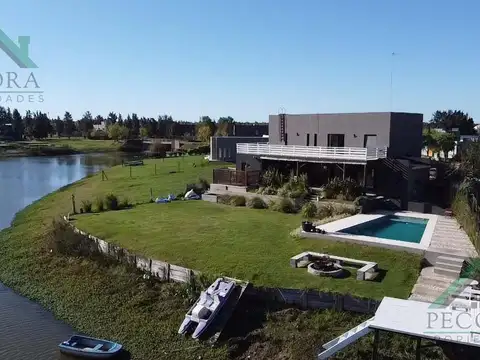 Casa a la laguna - Lote 165 - El Cazal - Escobar