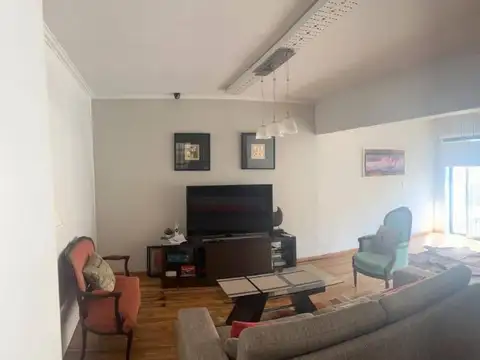 Colón e/ Avenida Bartolomé Mitre y Santiago del Estero