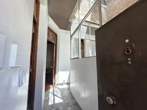 Depto Tipo Casa en Venta 60 años