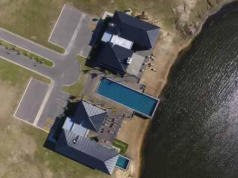 Terreno en Venta de 911,0 m2