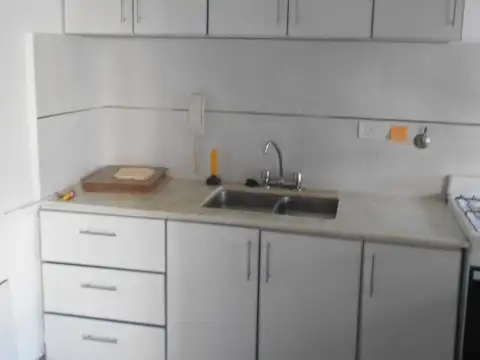 Departamento en Alquiler en Centro, $ 350.000