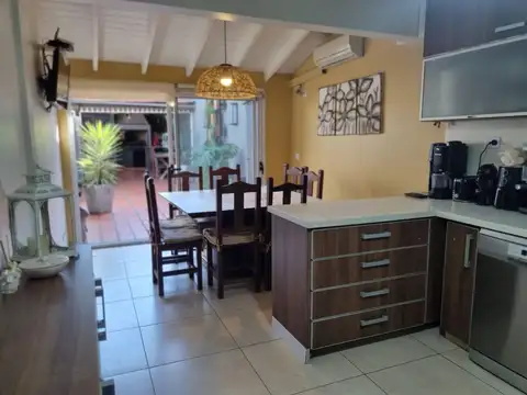 Casa en Venta al Este