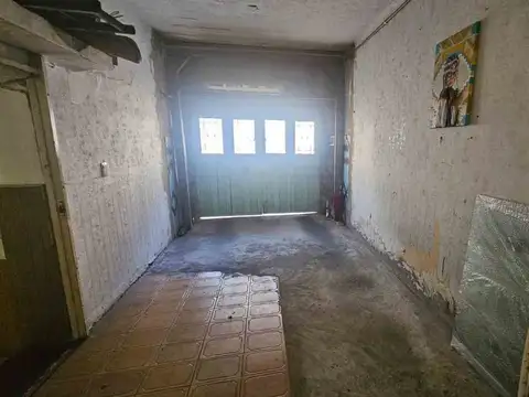 CASA EN VENTA A REFACCIONAR EN PARQUE CHACABUCO