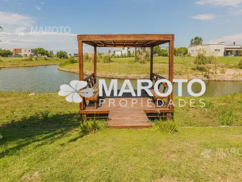 LOTE EN VENTA CON MUELLE EN EL CANTON - MAROTO PROPIEDADES