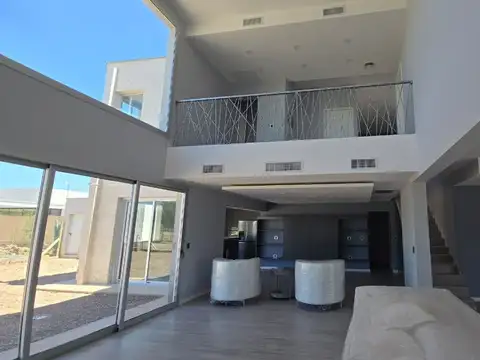 venta casa barrio privado la luisa lujan mendoza