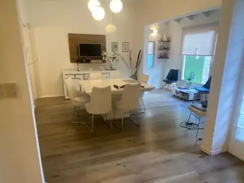 Mayor Pedro Castelli 300