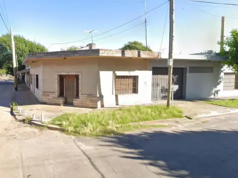 Casa VENTA - 3 dormitorios 2 bañso -70mts2 totales  - Berazategui