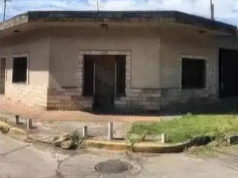 Casa en Venta en Berazategui, USD 70.000